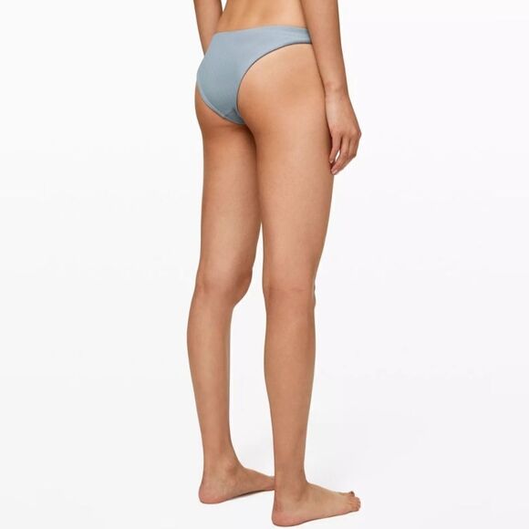 Lululemon Beach Boss Low Rise Skimpy Bottom Size 10 - Picture 2 of 7